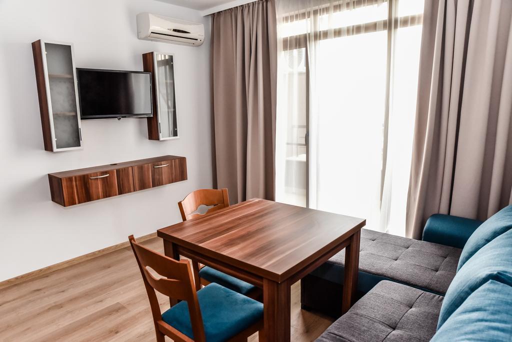 Stela Apartments Obzor Bagian luar foto